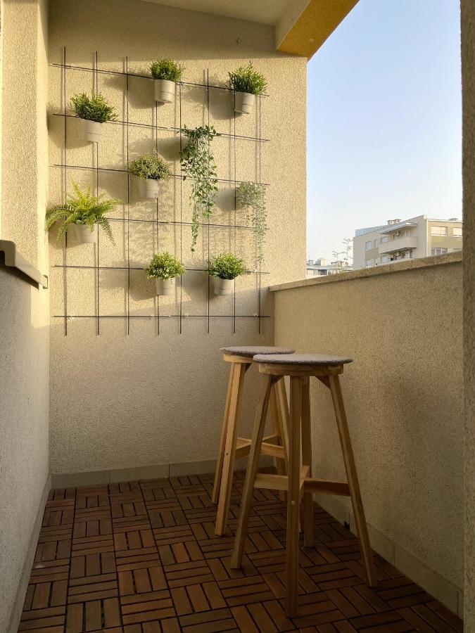 Apartman Welcome To Tresnjevka Zagreb Bagian luar foto